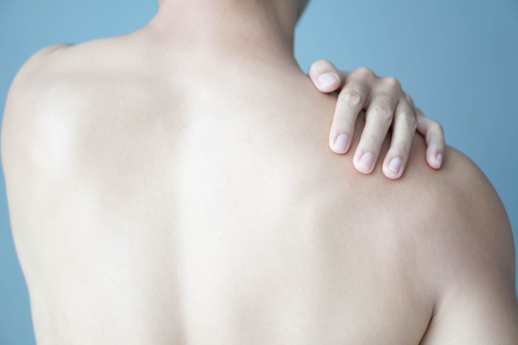 Treating A Frozen Shoulder Through Massage Therapy | Blys